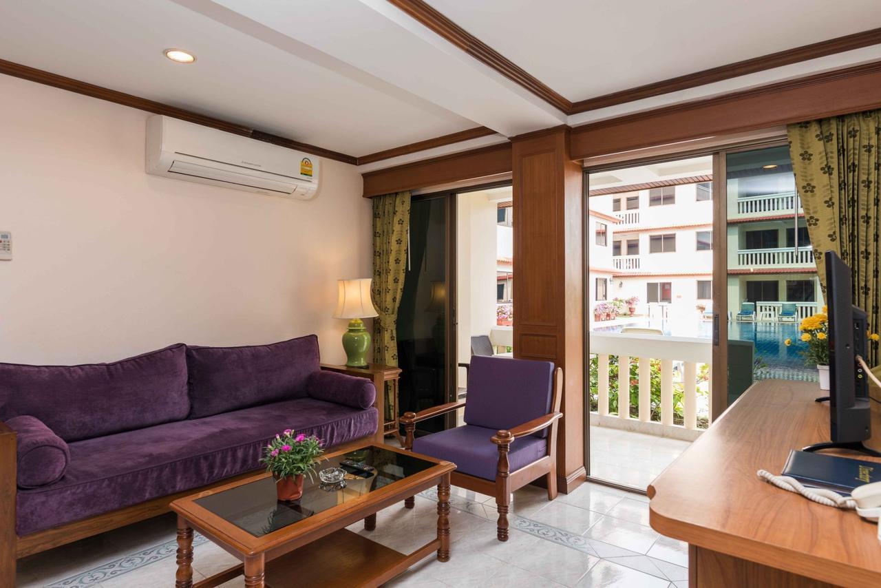 The Residence Garden Pattaya Exteriör bild